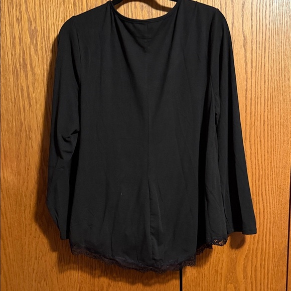 Elegant Black Women's Top - Picture 5 of 5